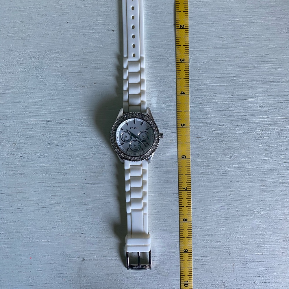 FOSSIL Watch - Picture 3 of 5